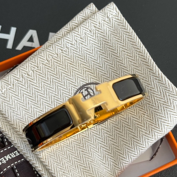 Size GM New HERMES Black GHW Clic H Bracelet Bangle with Receipt - Picture 5 of 8